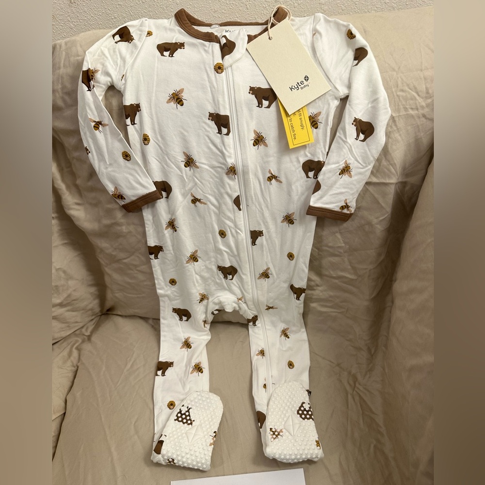 Kyte Baby Footie in Honey Bear